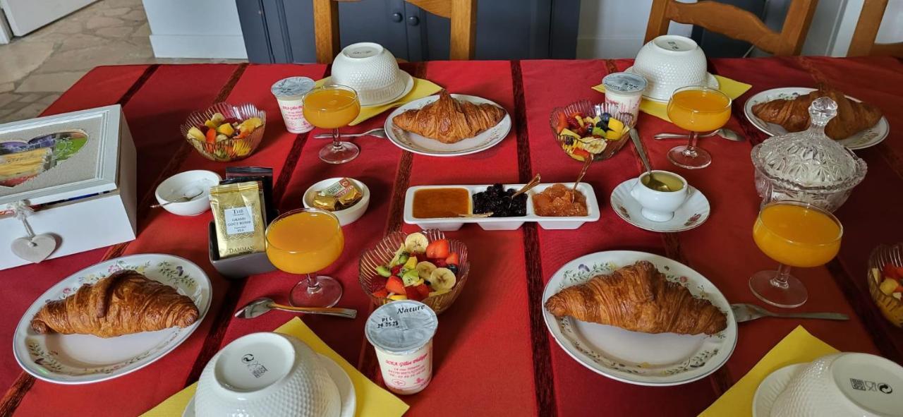 La Demeure D'Othe Bed & Breakfast Sormery Exterior photo