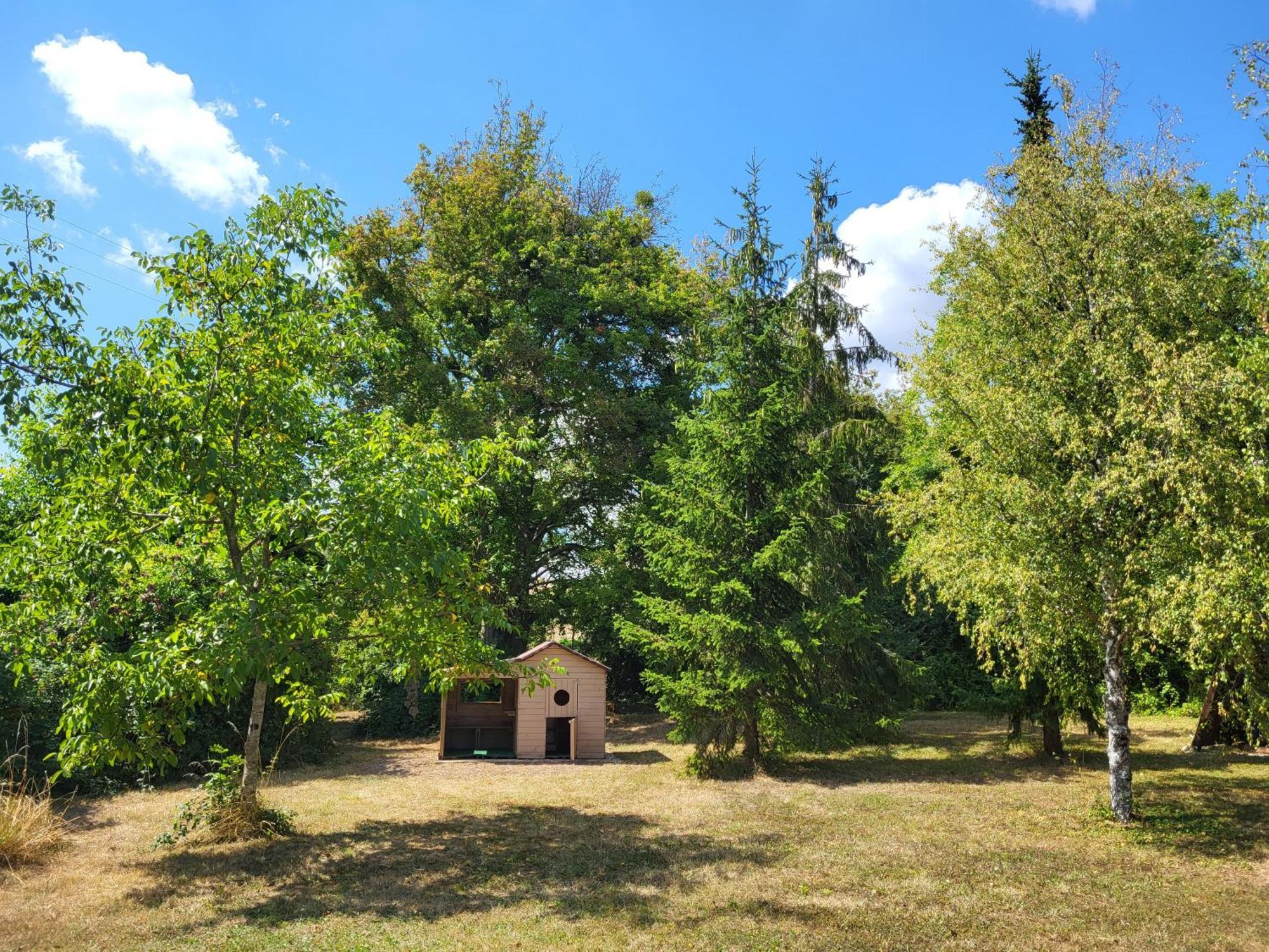 La Demeure D'Othe Bed & Breakfast Sormery Exterior photo